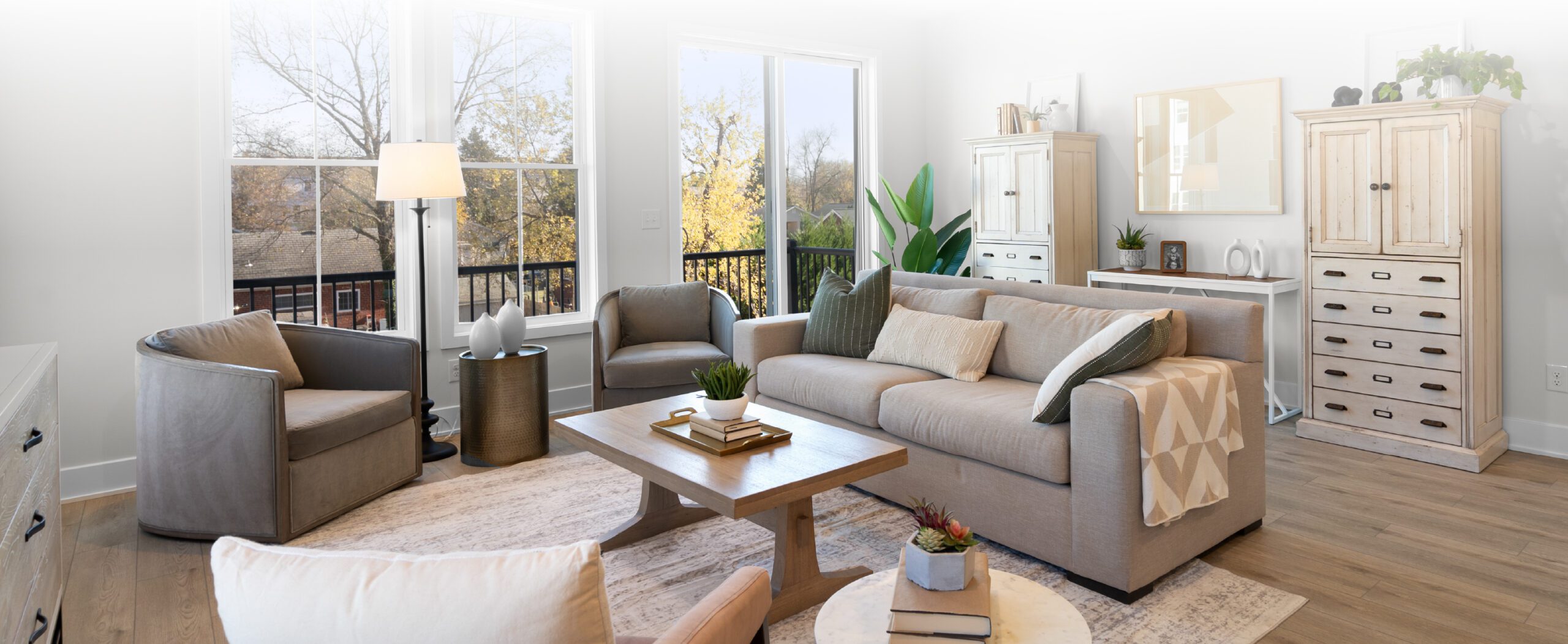 Ashberry_Hero_111425__Desktop3