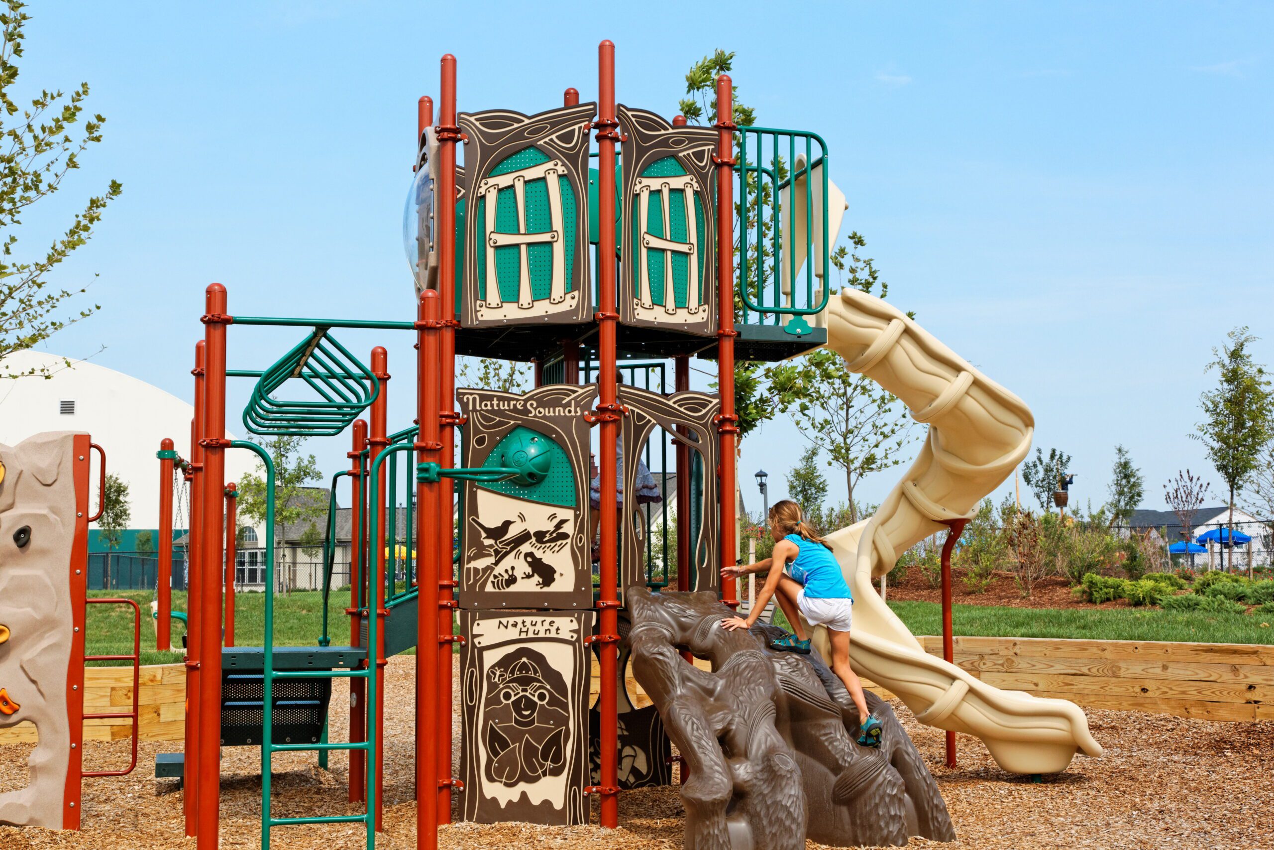 210 Brook SB kids-amenities