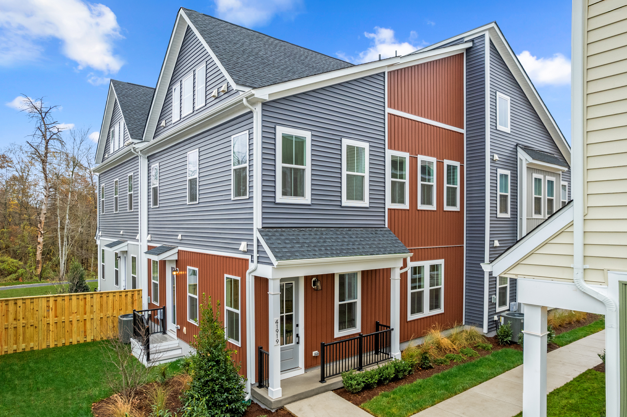 Carson - Homesite 33, Townhome, South 620, Located in Aldie, Virginia