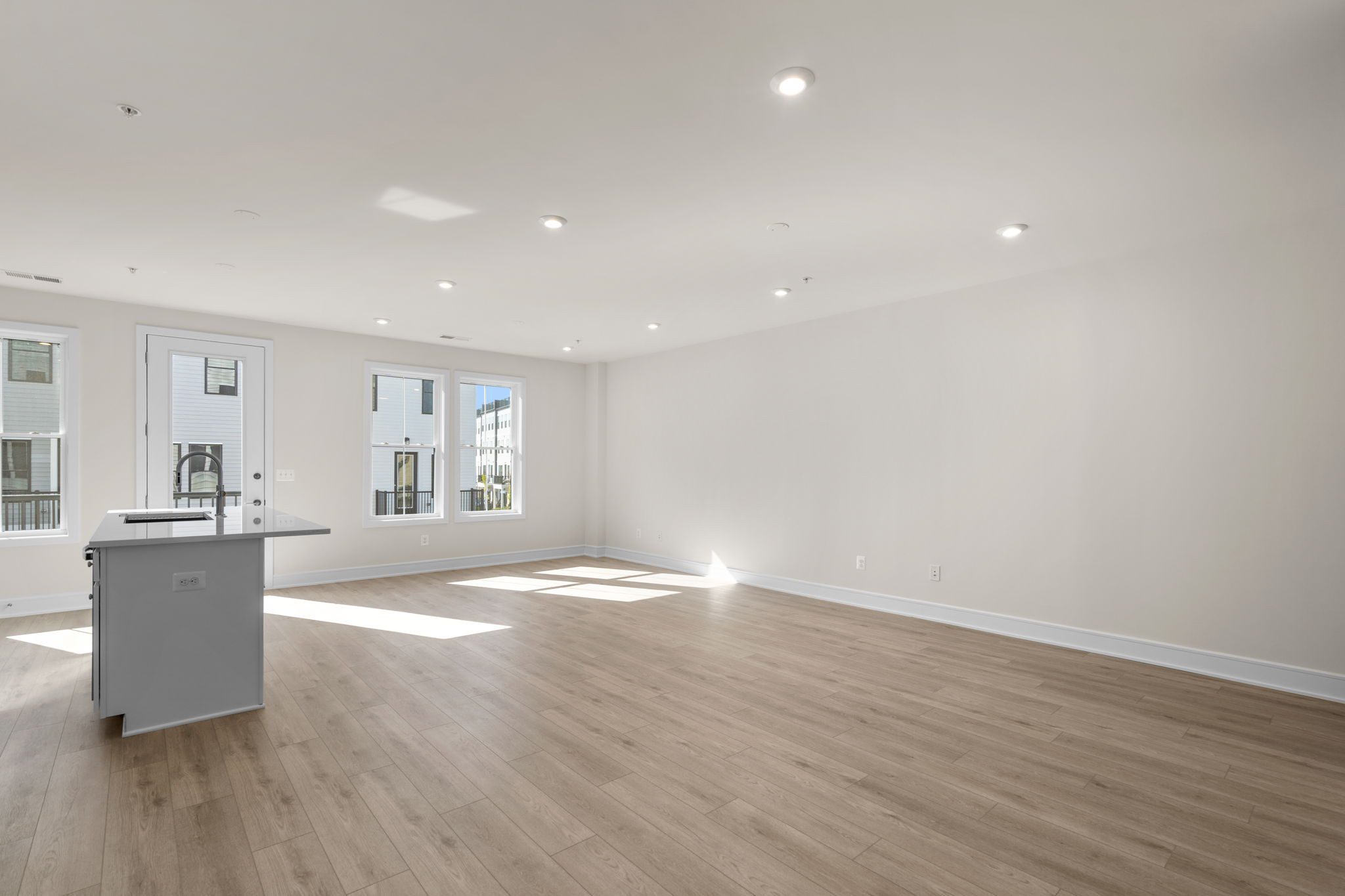 Cameron 24-R1 - Homesite 198, Townhome-style Condominium, Demott & Silver, Located in Broadlands, VA