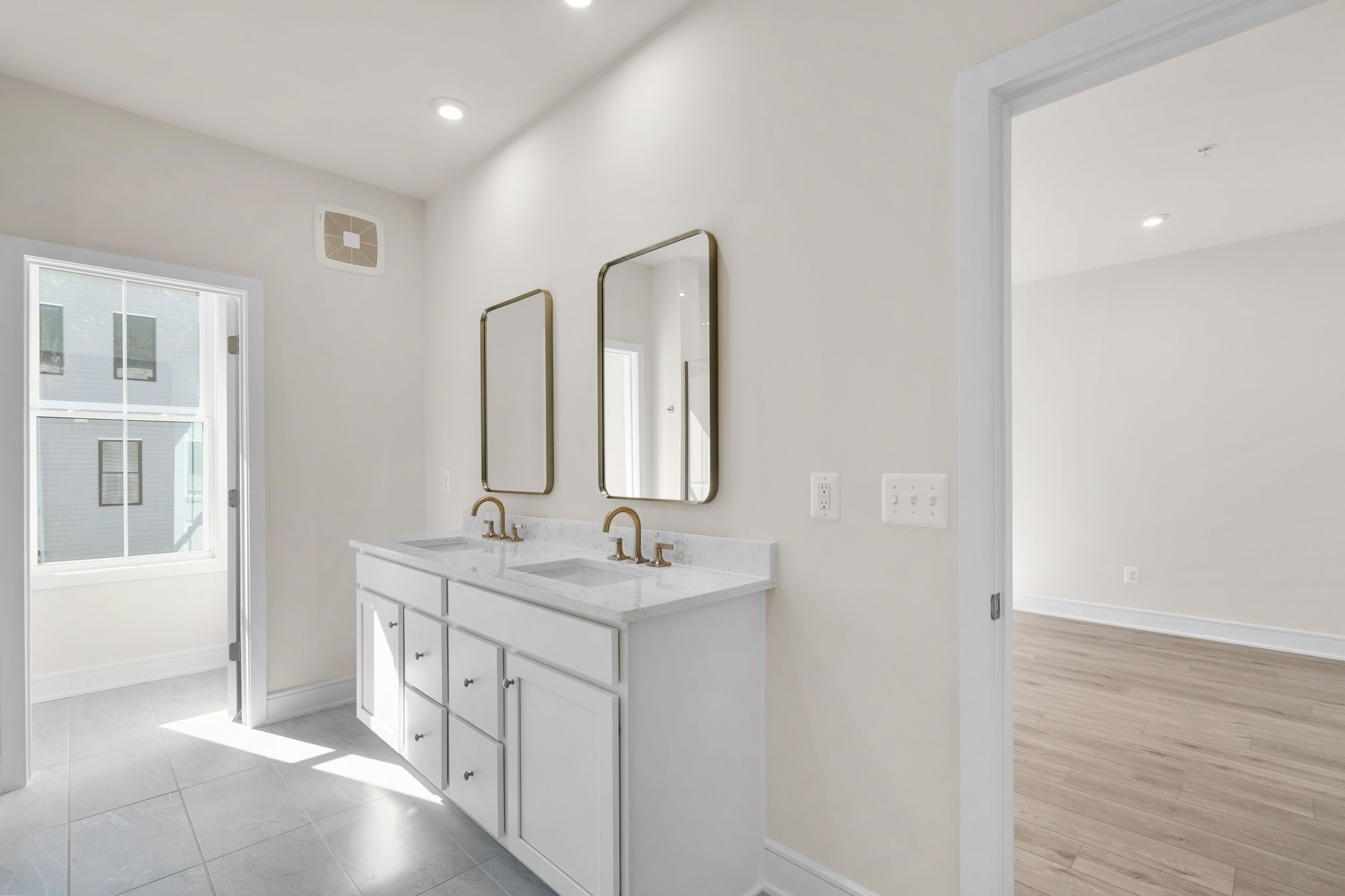 Cameron 24-R1 - Homesite 198, Townhome-style Condominium, Demott & Silver, Located in Broadlands, VA