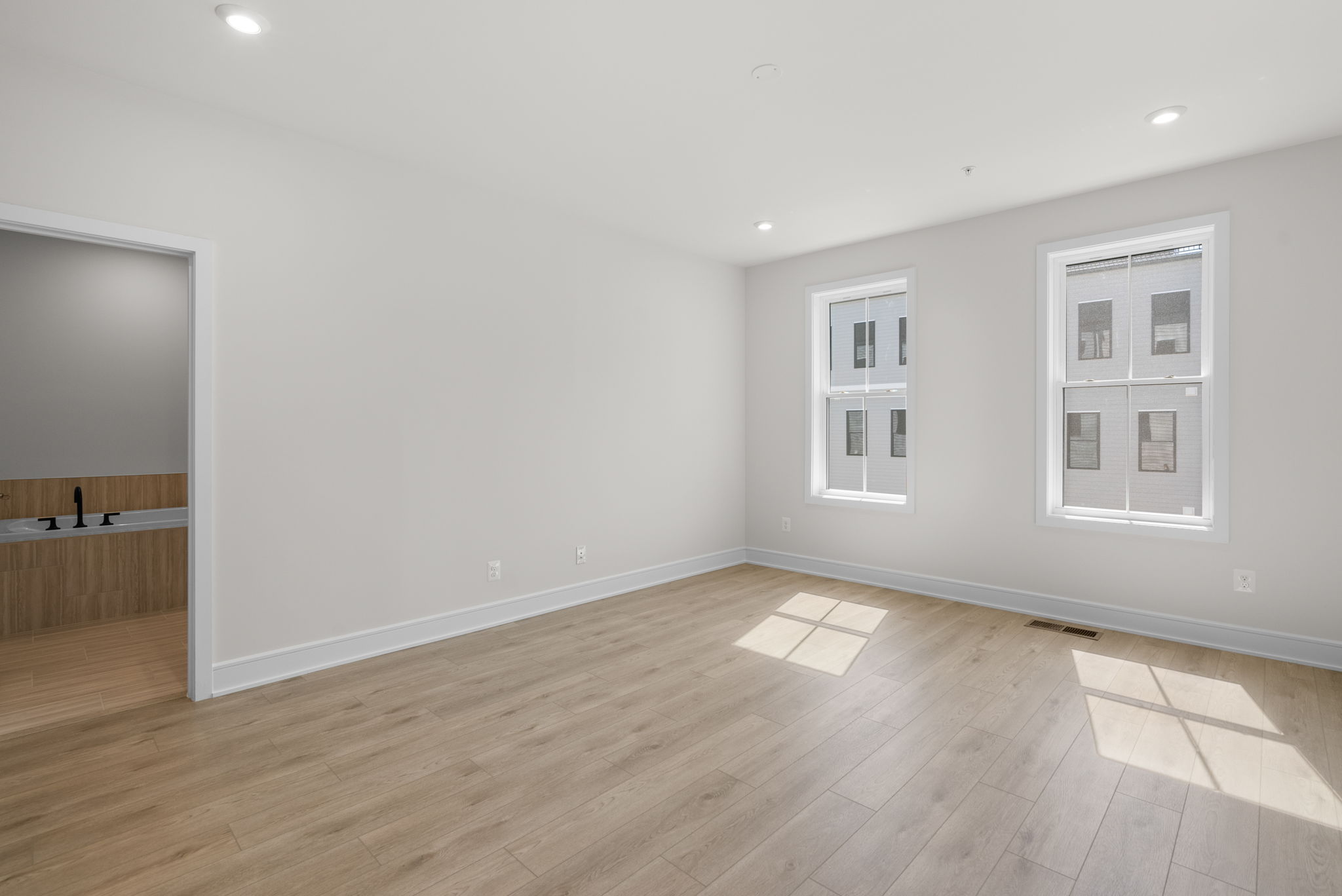 Cameron 24-R1 - Homesite 192, Townhome-style Condominium, Demott & Silver, Located in Broadlands, VA