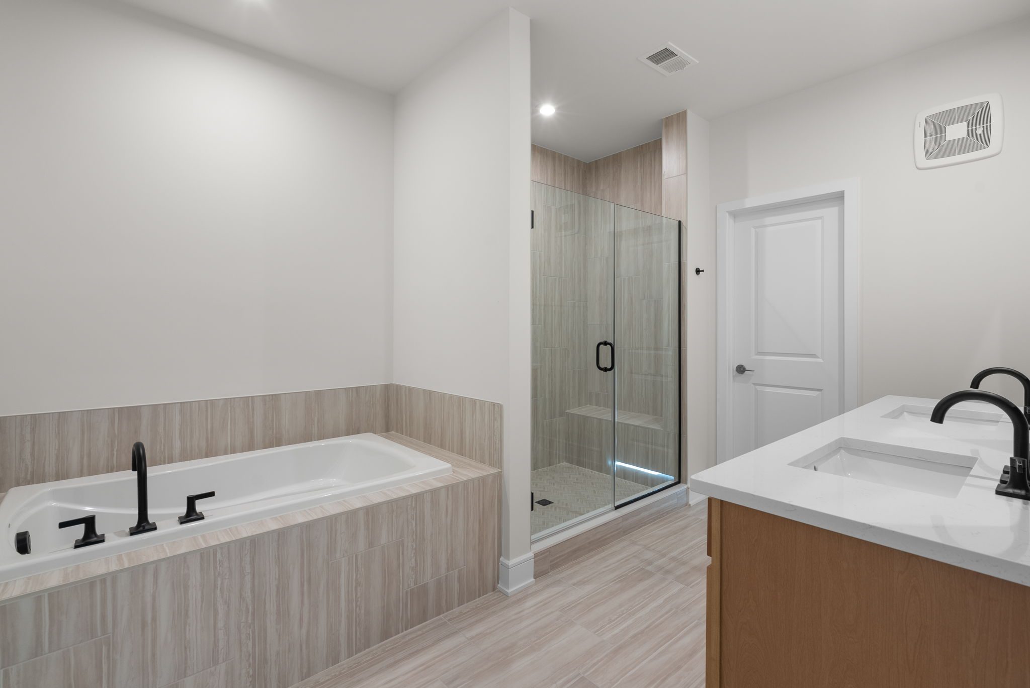 Cameron 24-R1 - Homesite 192, Townhome-style Condominium, Demott & Silver, Located in Broadlands, VA