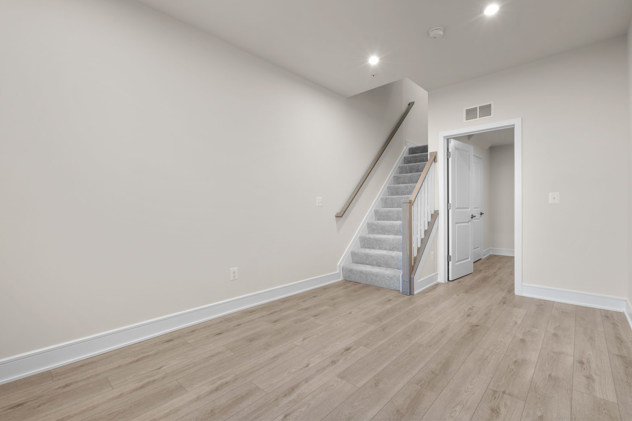 Cameron 24-R1 - Homesite 198, Townhome-style Condominium, Demott & Silver, Located in Broadlands, VA