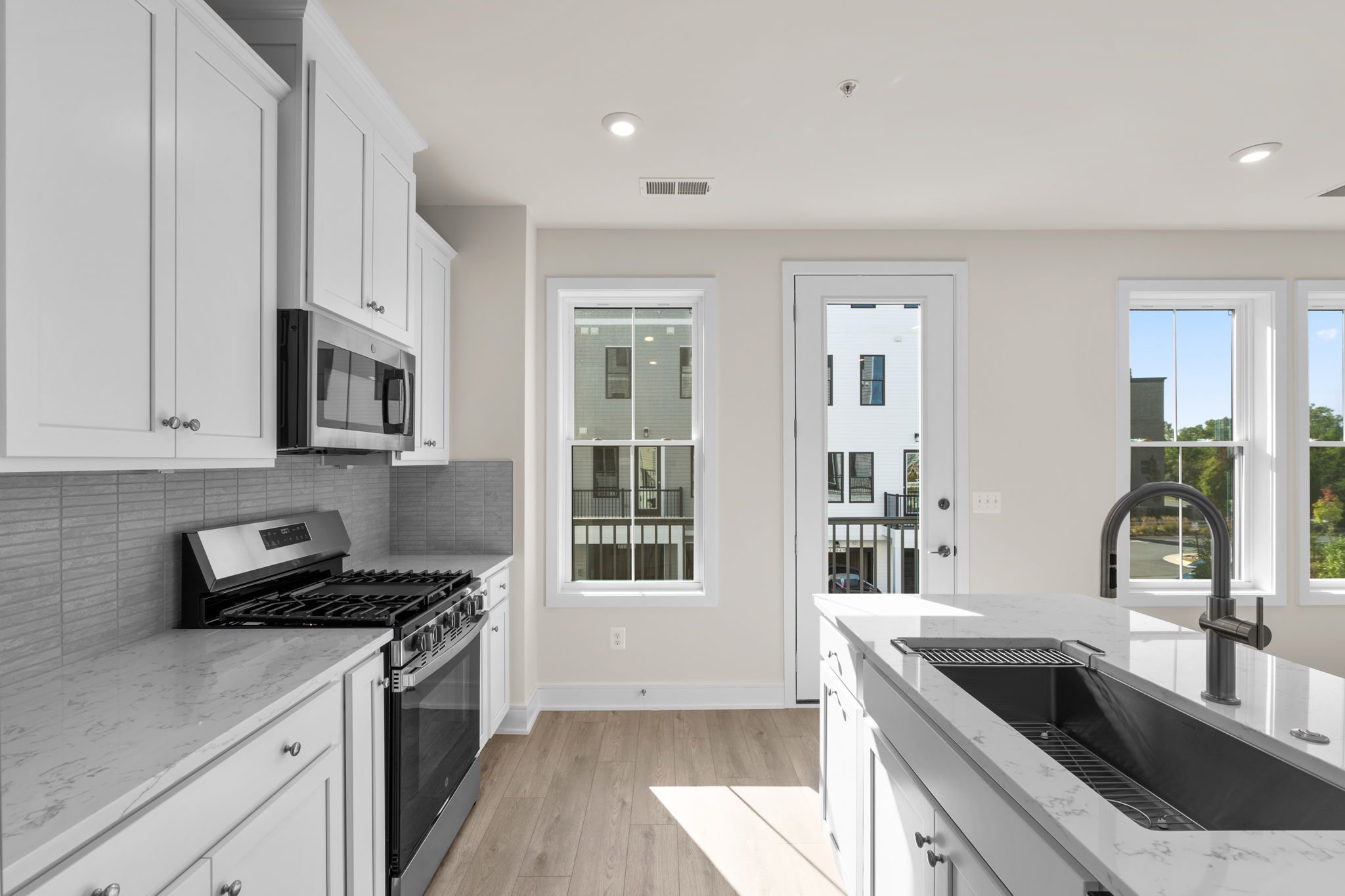 Cameron 24-R1 - Homesite 198, Townhome-style Condominium, Demott & Silver, Located in Broadlands, VA