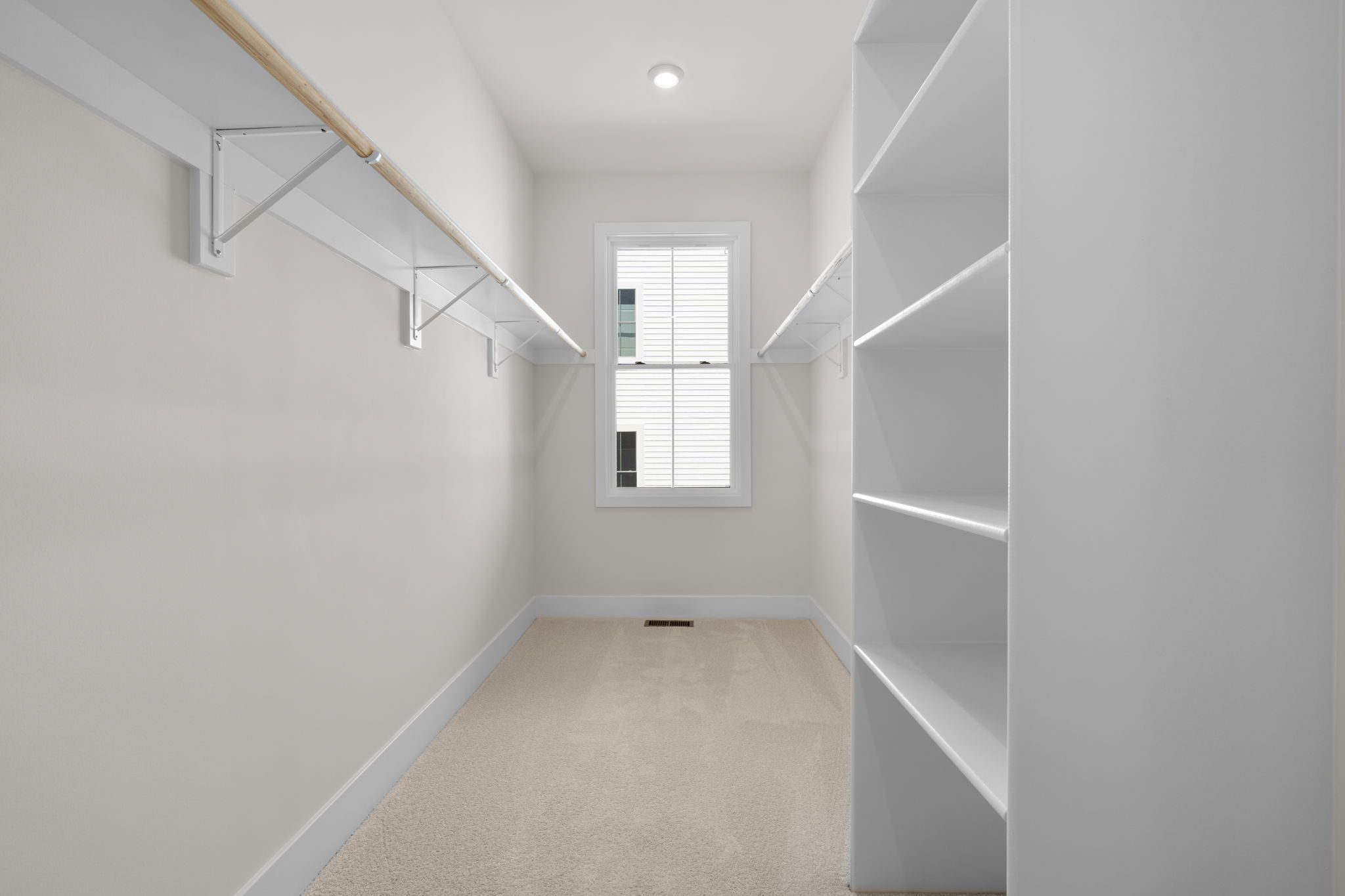 Trent 24-F2 - Homesite 22, Townhouse, Lexington Square, Located in Ashburn, Virginia