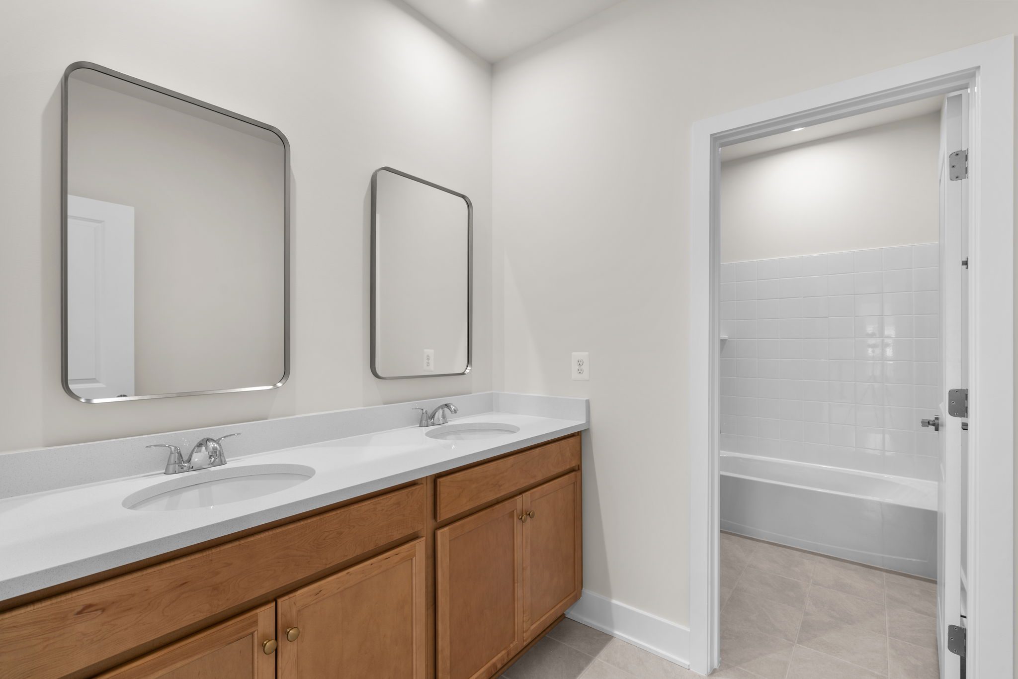 Vera 34-F2 - Homesite 1097, Villa, Hiatt Pointe, Located in Stephenson, VA