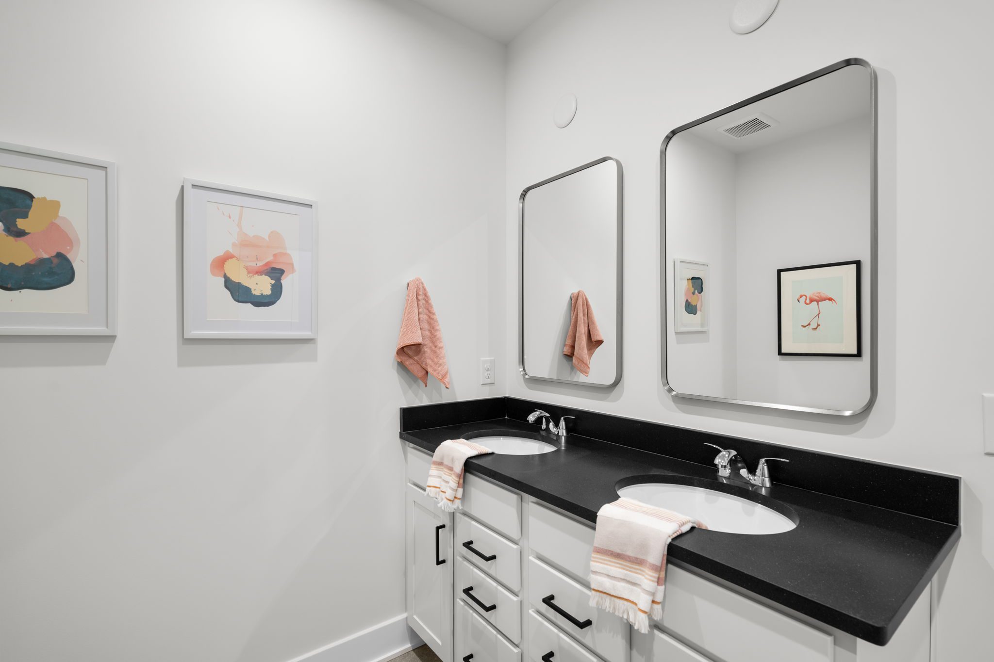 23_Ashberry_Tyler20-R2_Homesite84_Web