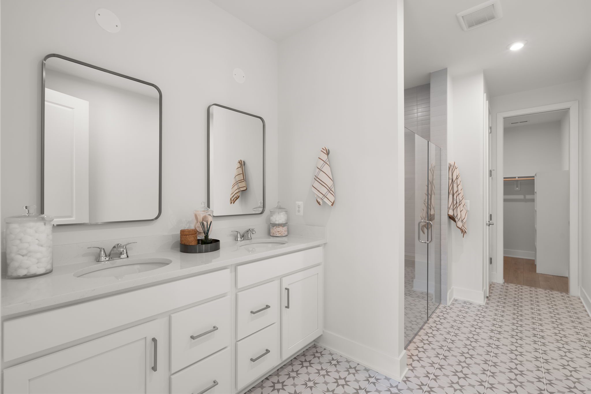 Vera 34-F2 - Homesite 1090, Villa, Hiatt Pointe, Located in Stephenson, VA