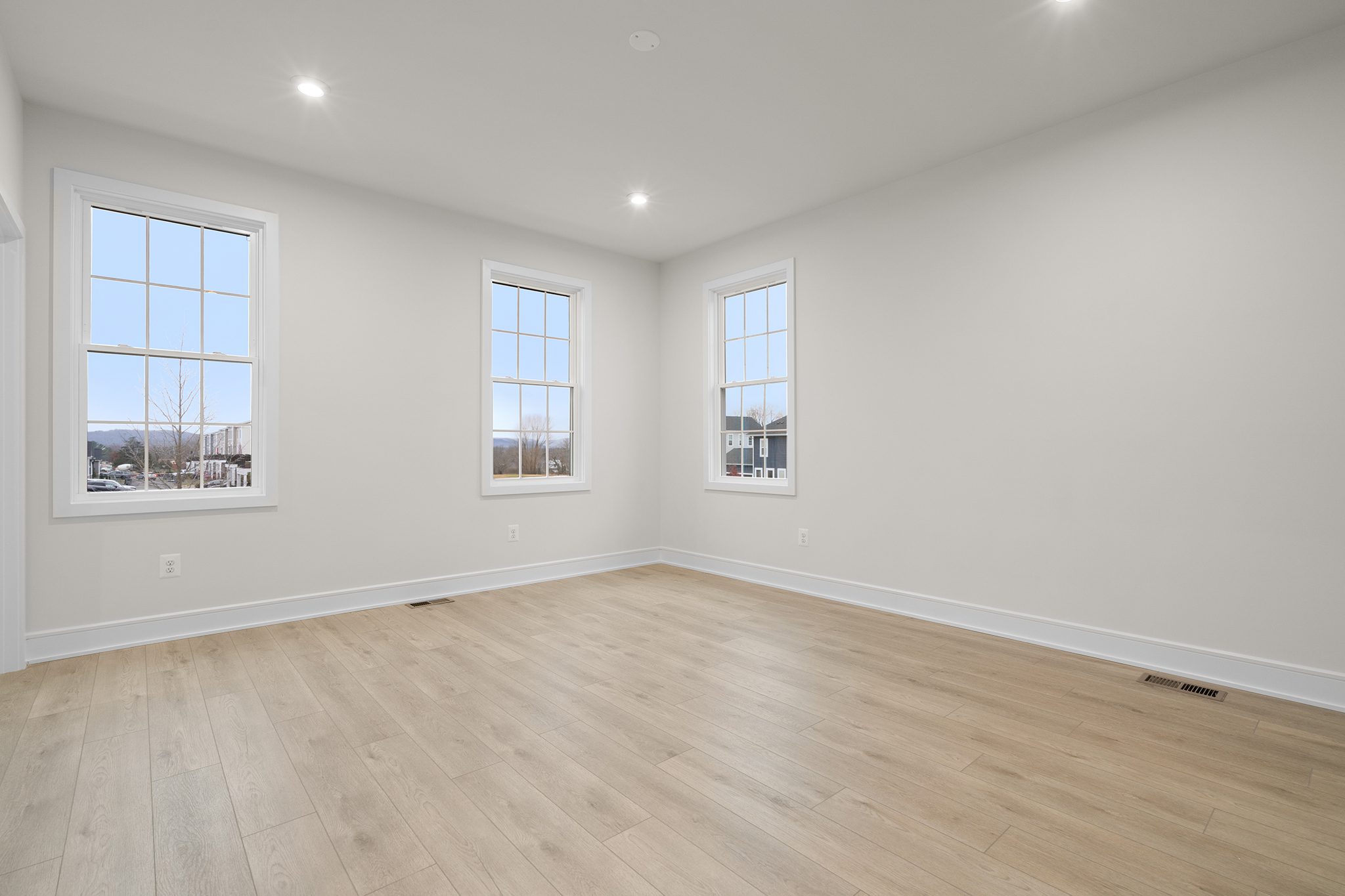 Sutton 37-F2 - Homesite 10, Single Family Home, Heritage at Marshall, Located in Marshall, VA