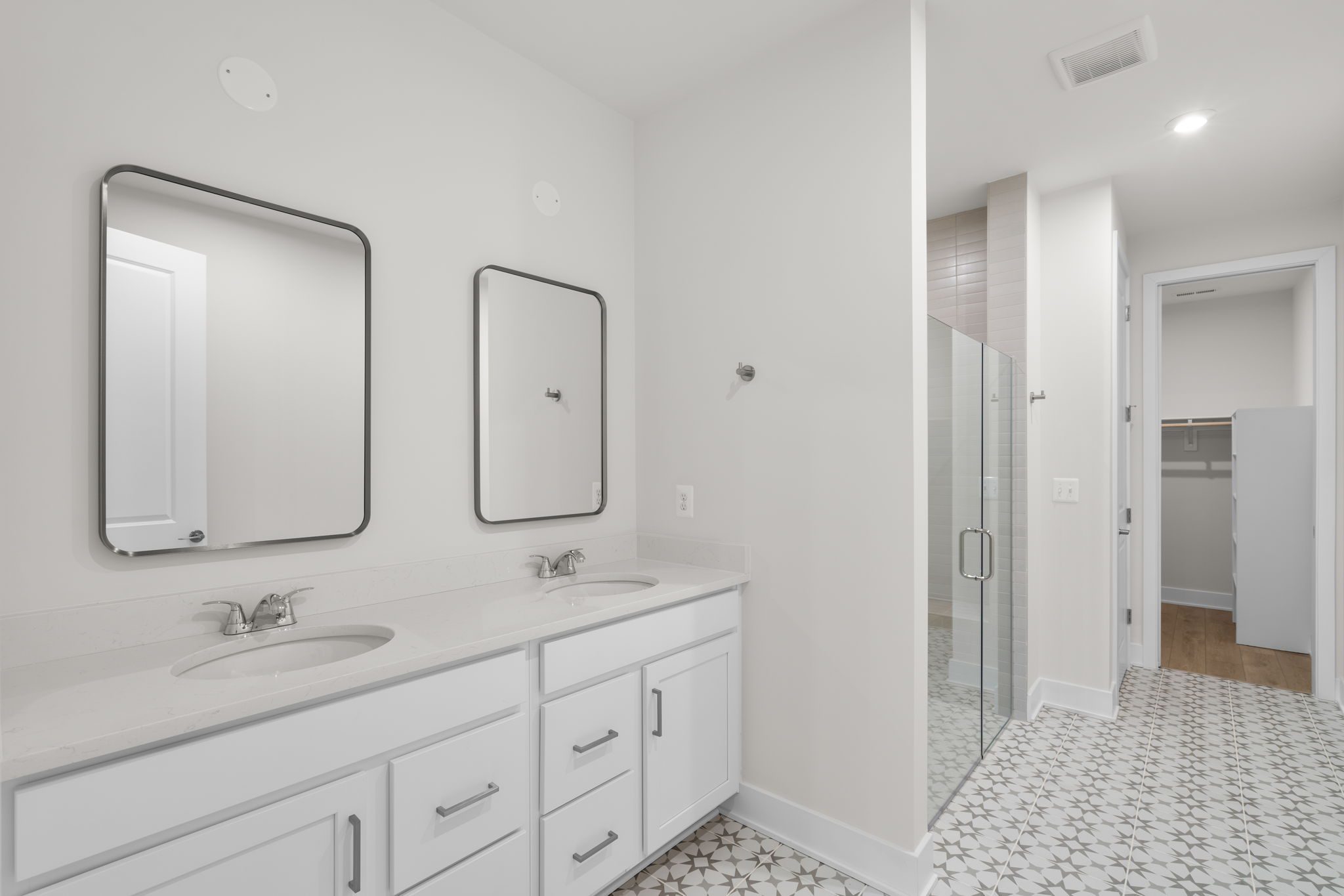 Vera 34-F2 - Homesite 1090, Villa, Hiatt Pointe, Located in Stephenson, VA