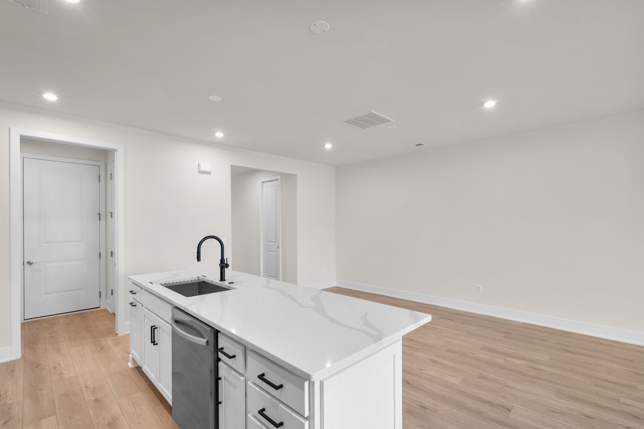 Vera 34-F2 - Homesite 1093, Villa, Hiatt Pointe, Located in Stephenson, VA