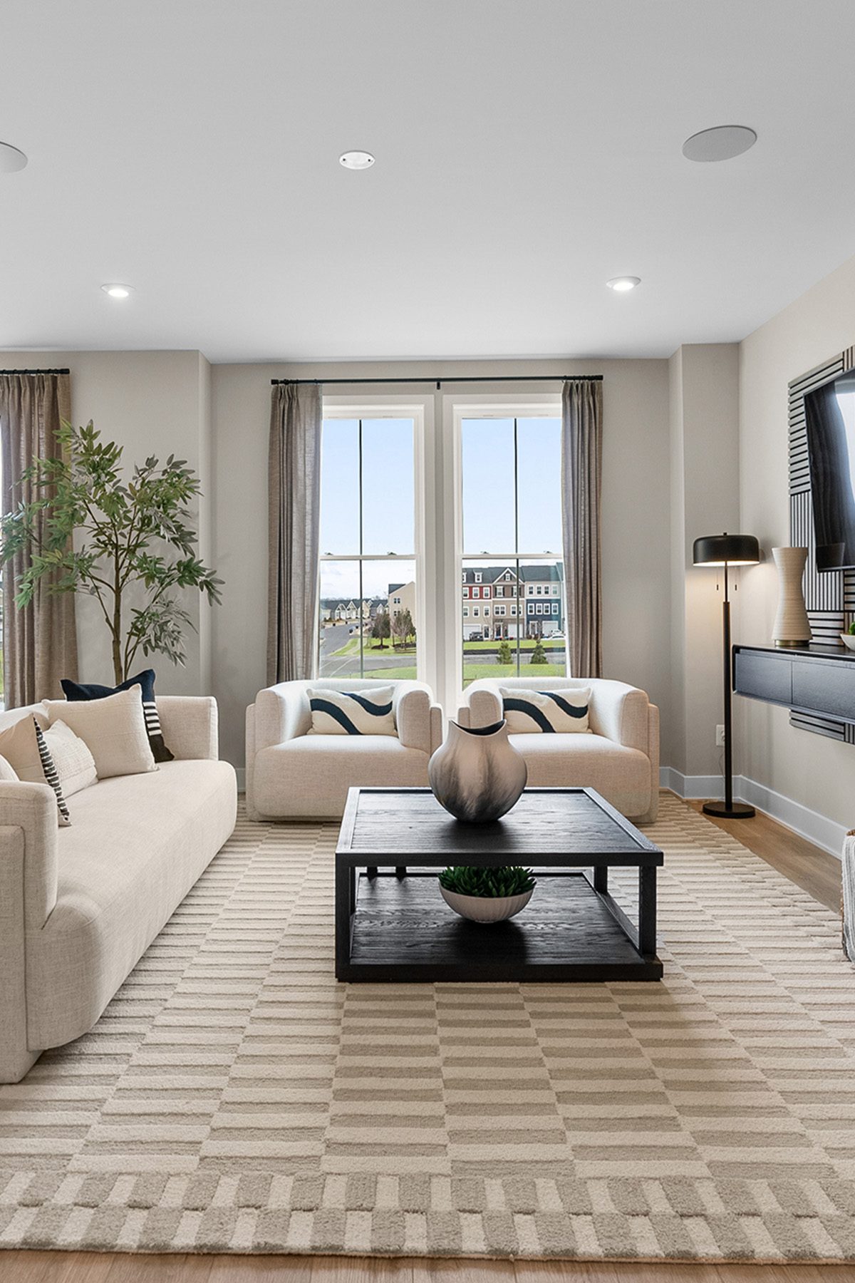 082825_Homepage_VerticalGallery_Snowden Bridge