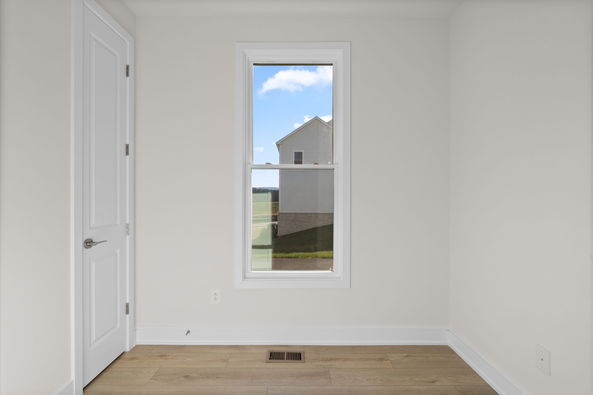 Sutton 37-F2 - Homesite 141, Single Family Home, Heritage at Marshall, Located in Marshall, VA