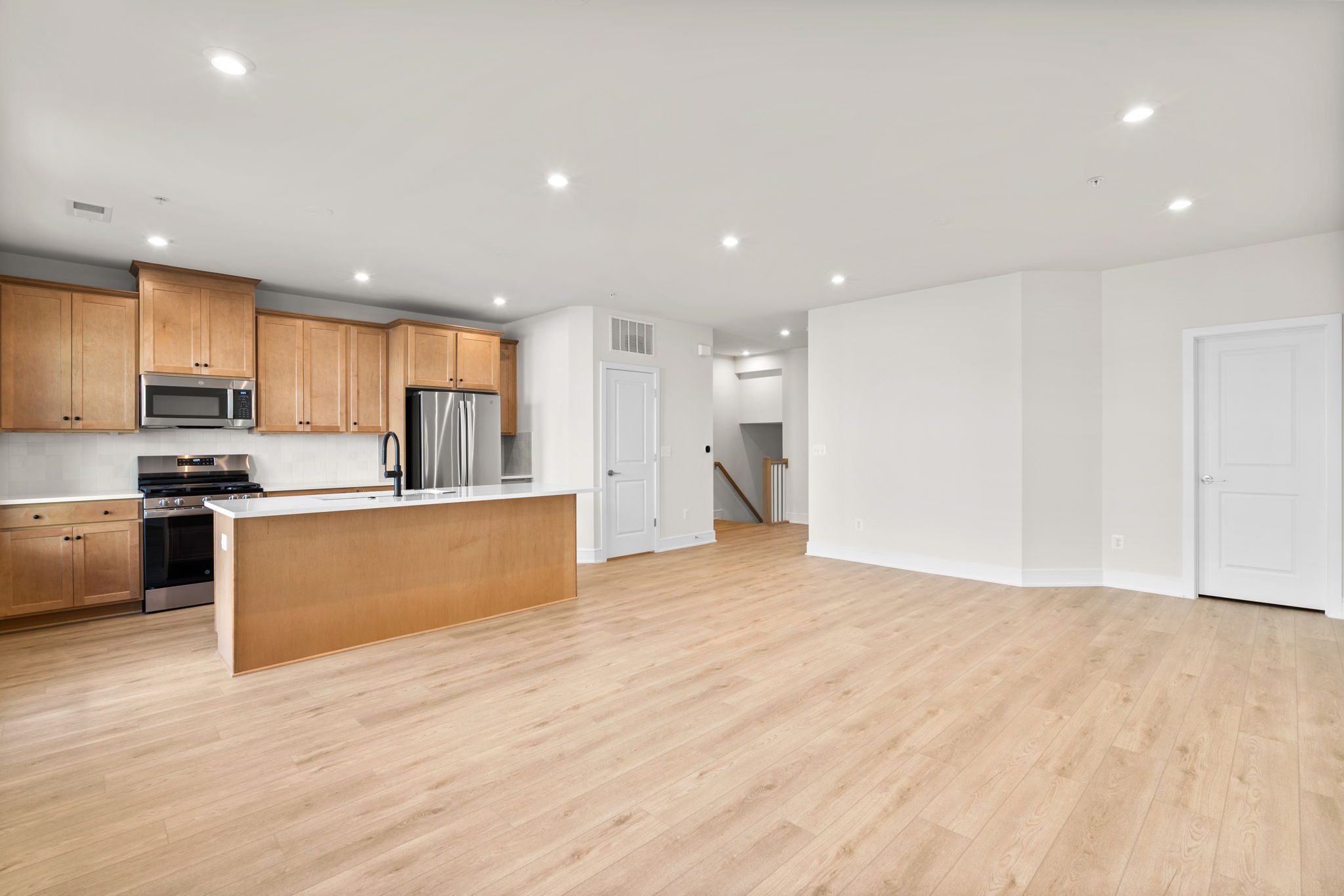 Cameron 24-R1-RT - Homesite 176, Townhome-style Condominium with Rooftop Terrace, Demott & Silver, Located in Broadlands, VA