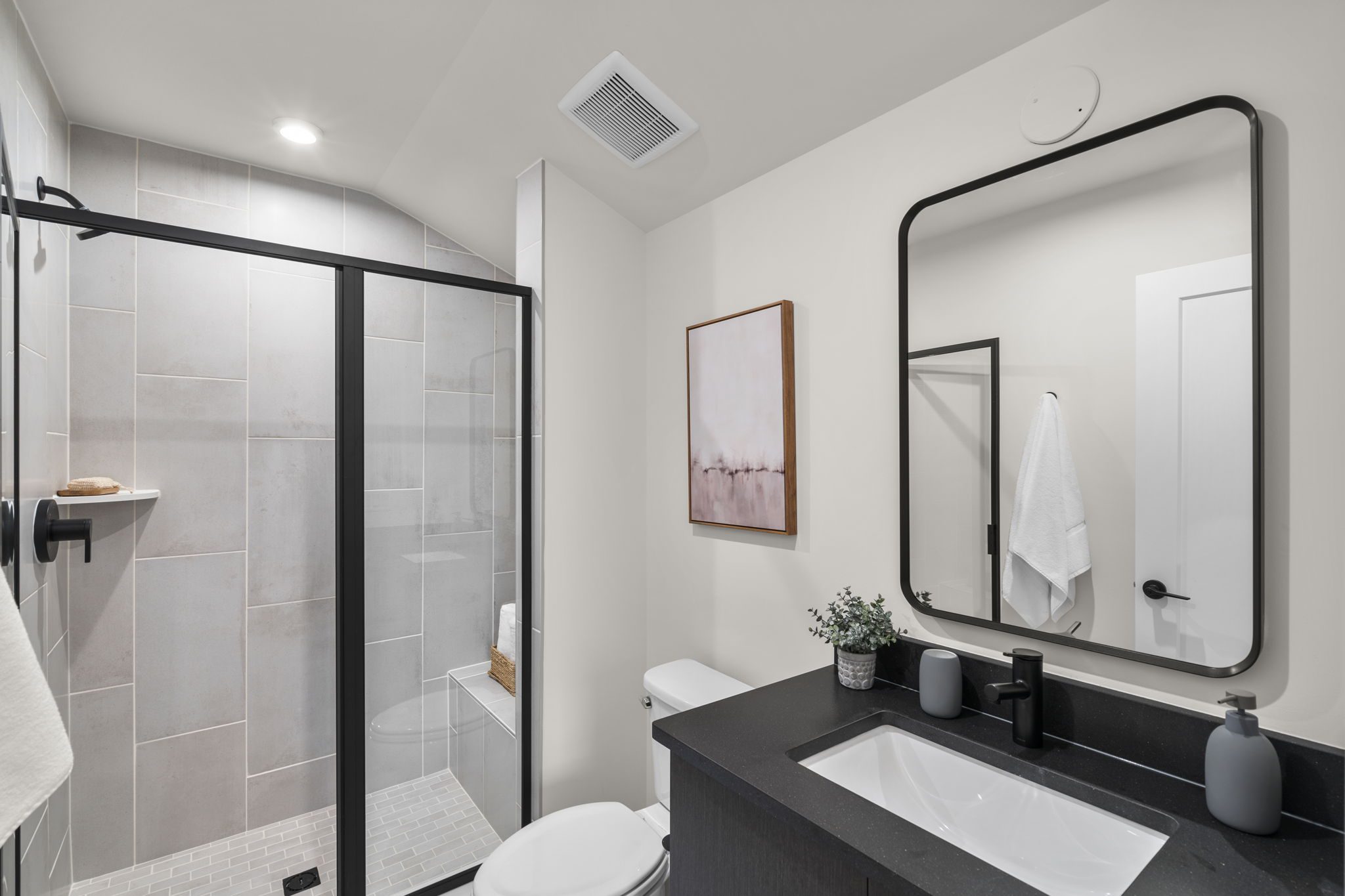 15_P2_Sasha31-F2_Homesite17_Web