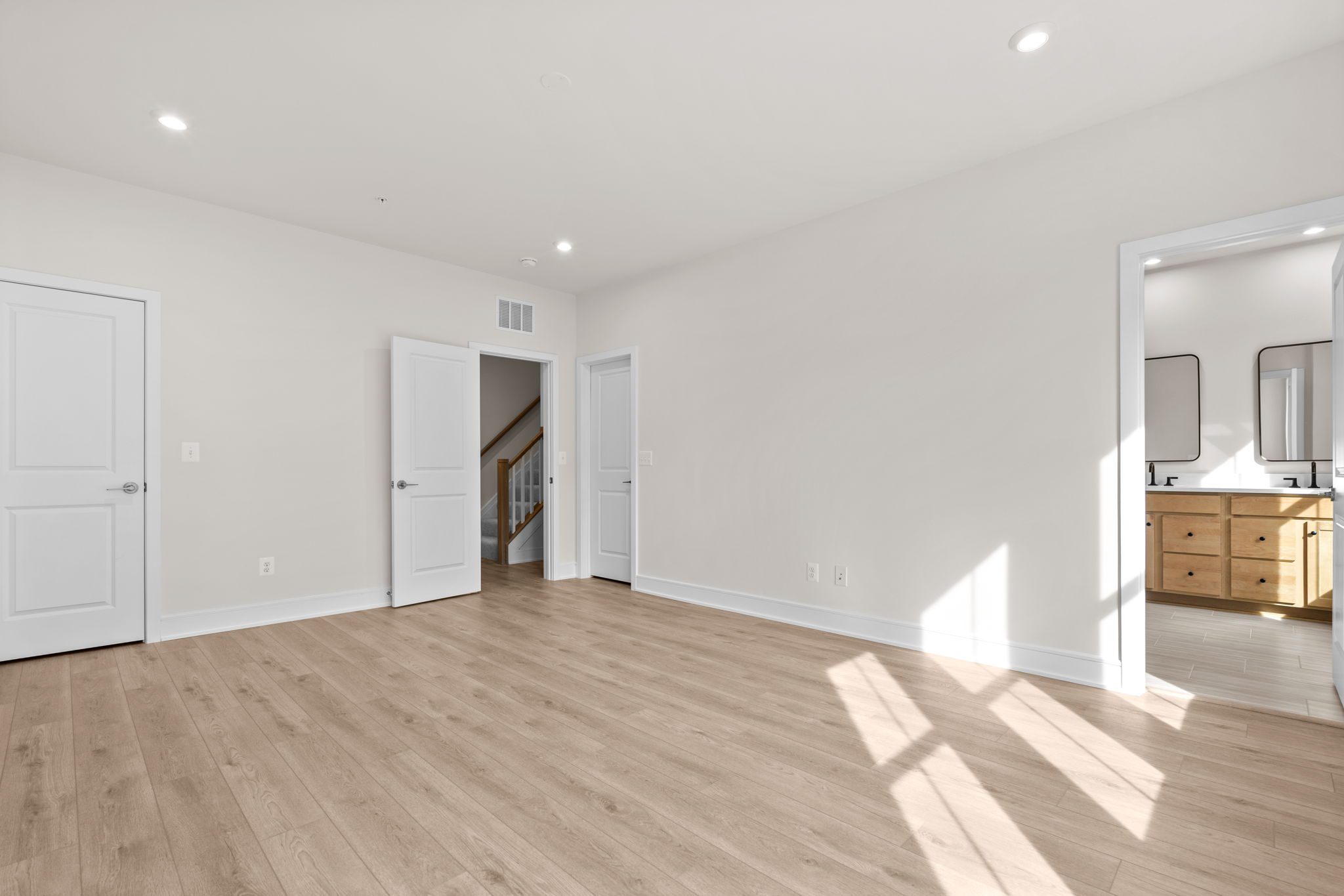 Collier 24-R1-RT - Homesite 181, Townhome-style Condominium, Demott & Silver, Located in Broadlands, VA