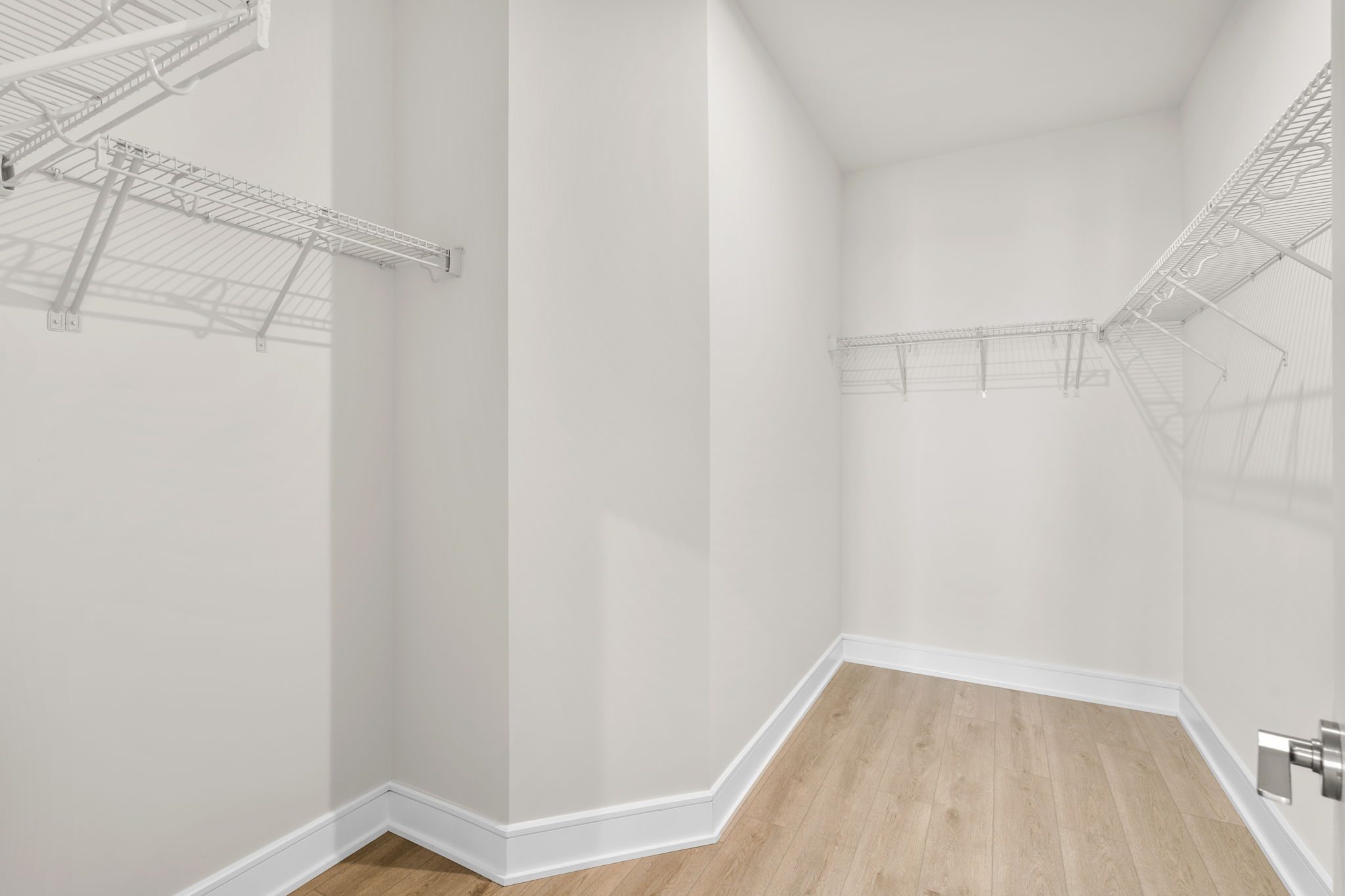 Cameron 24-R1-RT - Homesite 176, Townhome-style Condominium with Rooftop Terrace, Demott & Silver, Located in Broadlands, VA