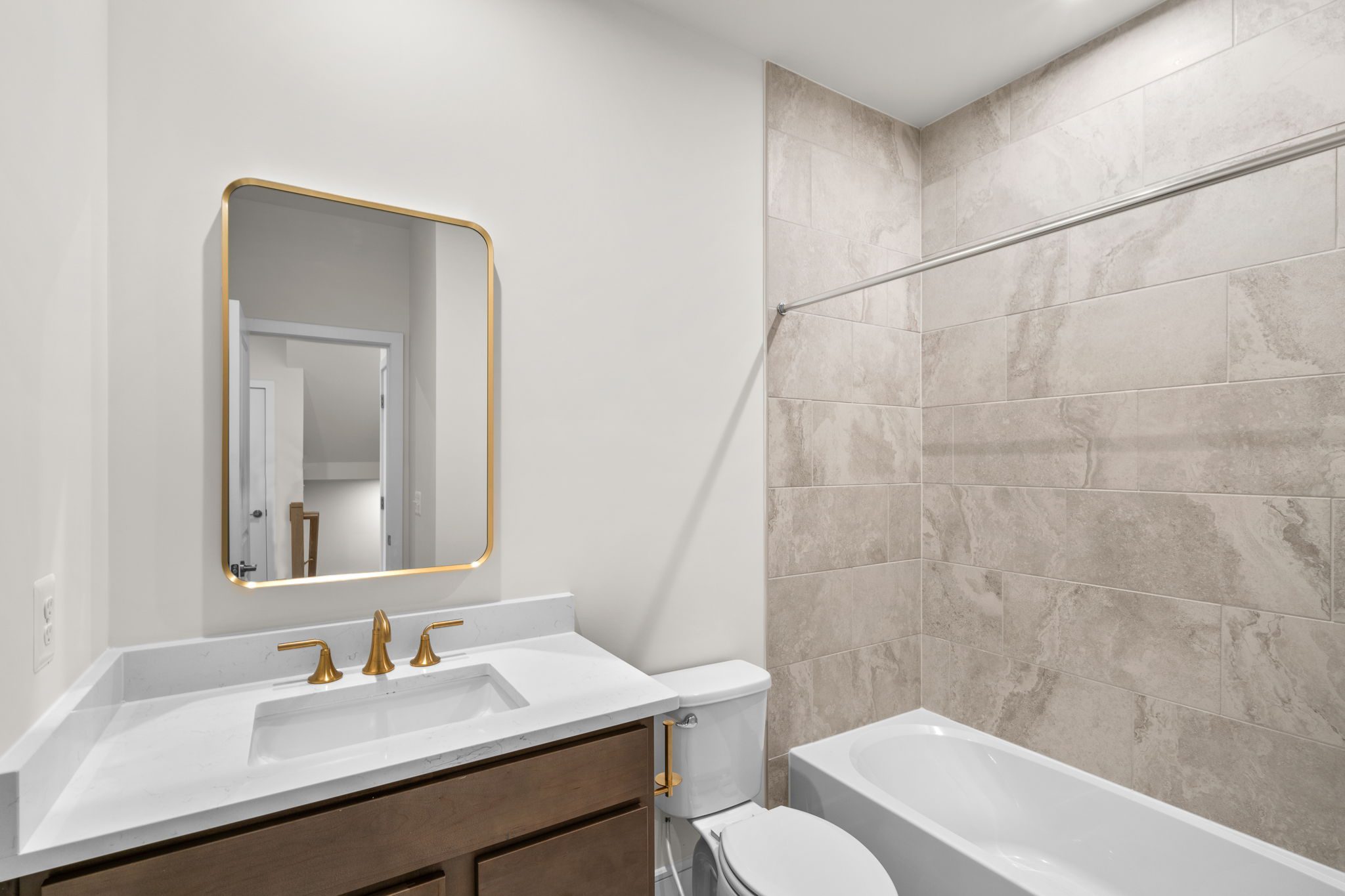 Collier 24-R1-RT - Homesite 171, Townhome-style Condominium, Demott & Silver, Located in Broadlands, VA