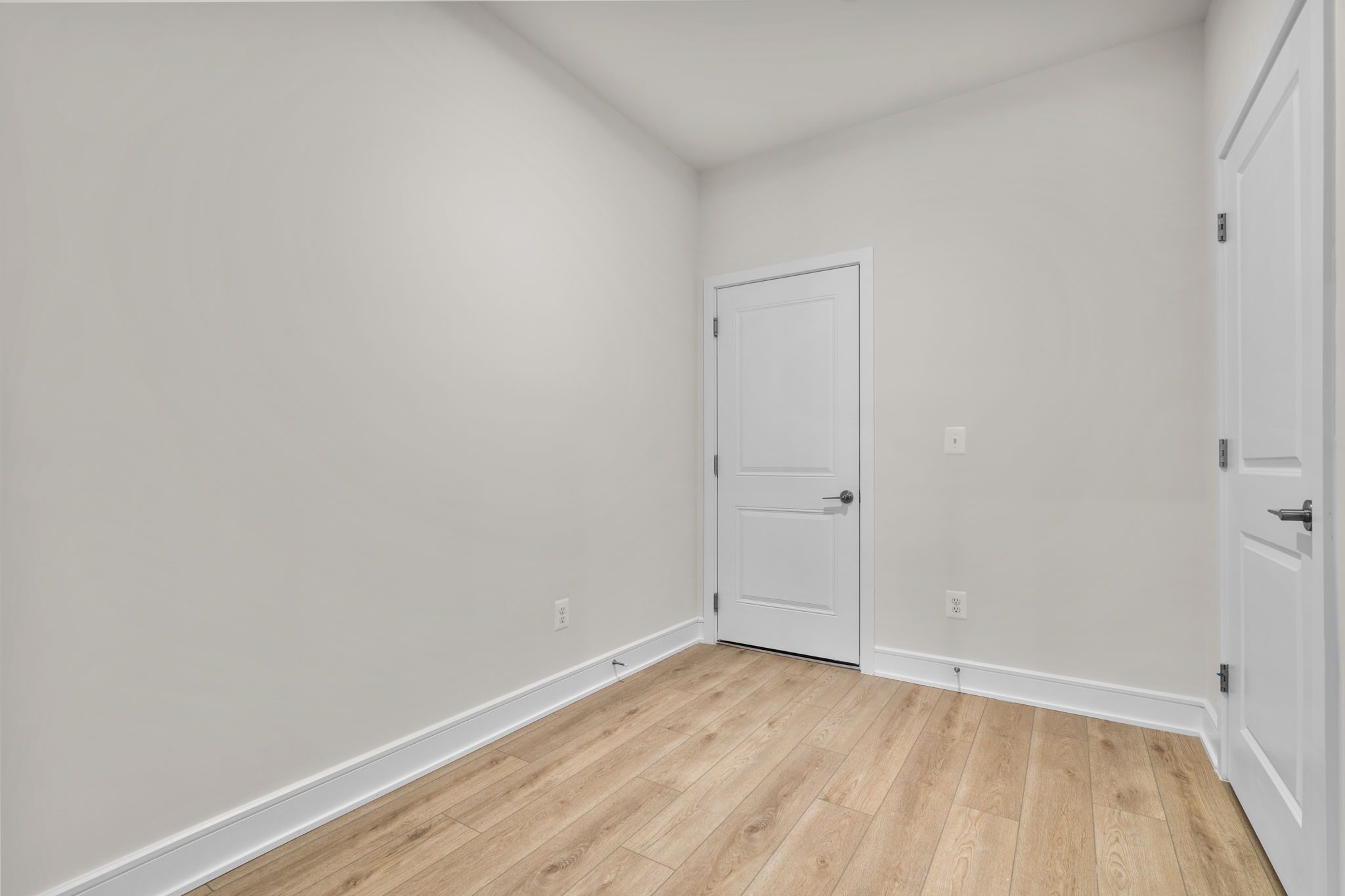 Cameron 24-R1-RT - Homesite 180, Townhome-style Condominium with Rooftop Terrace, Demott & Silver, Located in Broadlands, VA