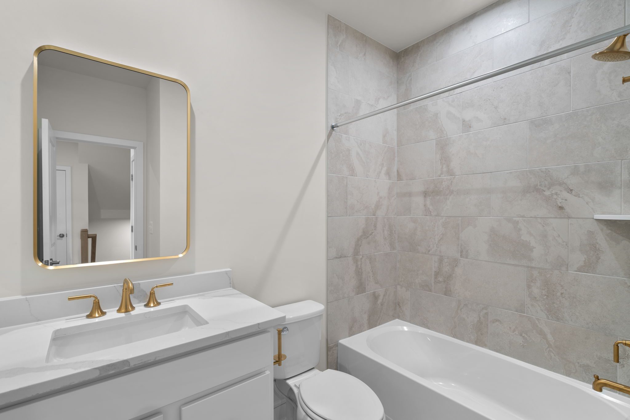 Collier 24-R1-RT - Homesite 175, Townhome-style Condominium, Demott & Silver, Located in Broadlands, VA