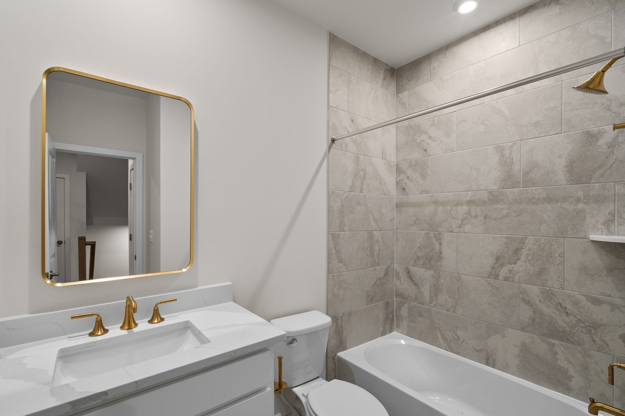 Collier 24-R1-RT - Homesite 183, Townhome-style Condominium, Demott & Silver, Located in Broadlands, VA