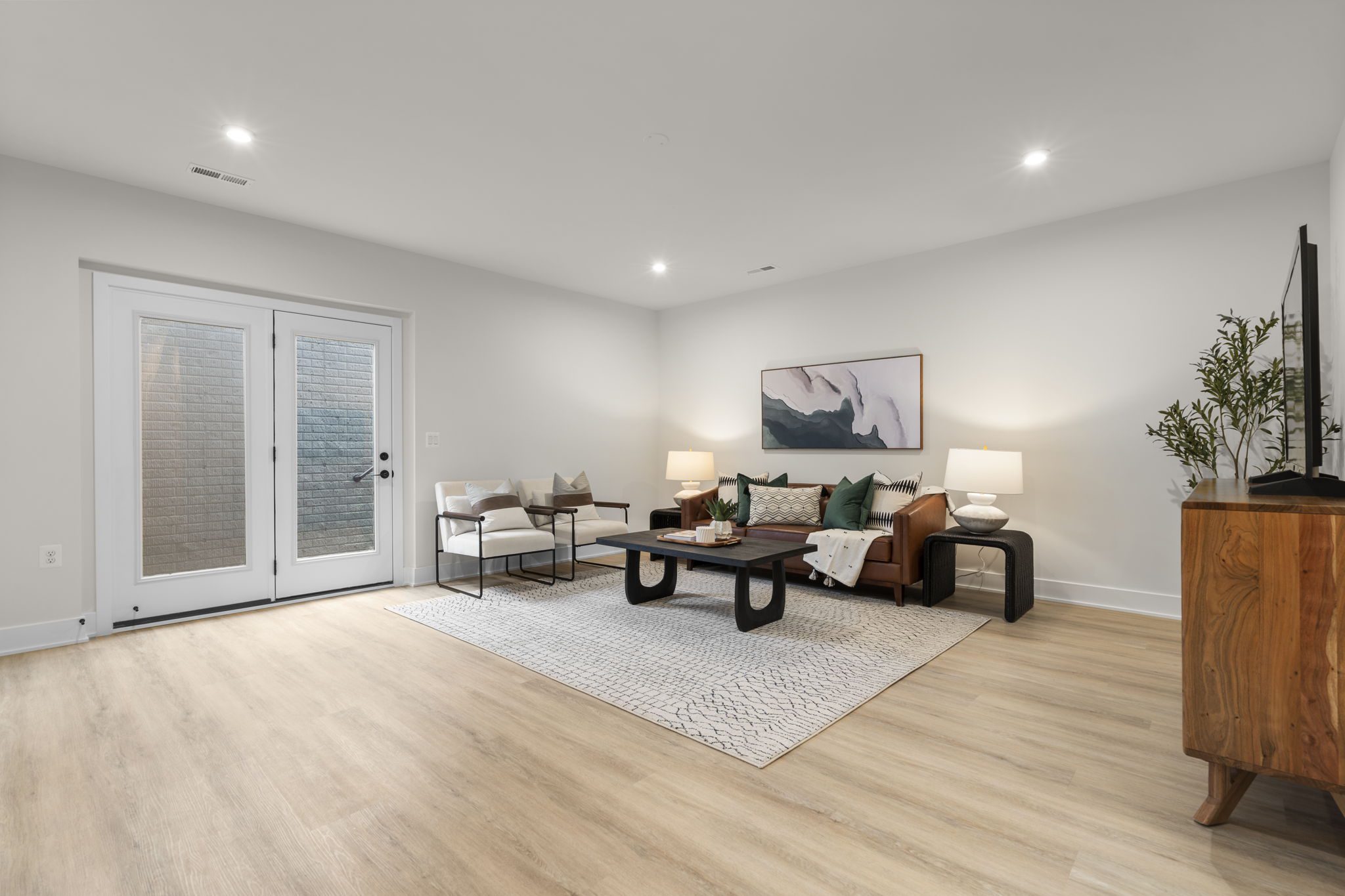 27_P2_Sasha31-F2_Homesite17_Web