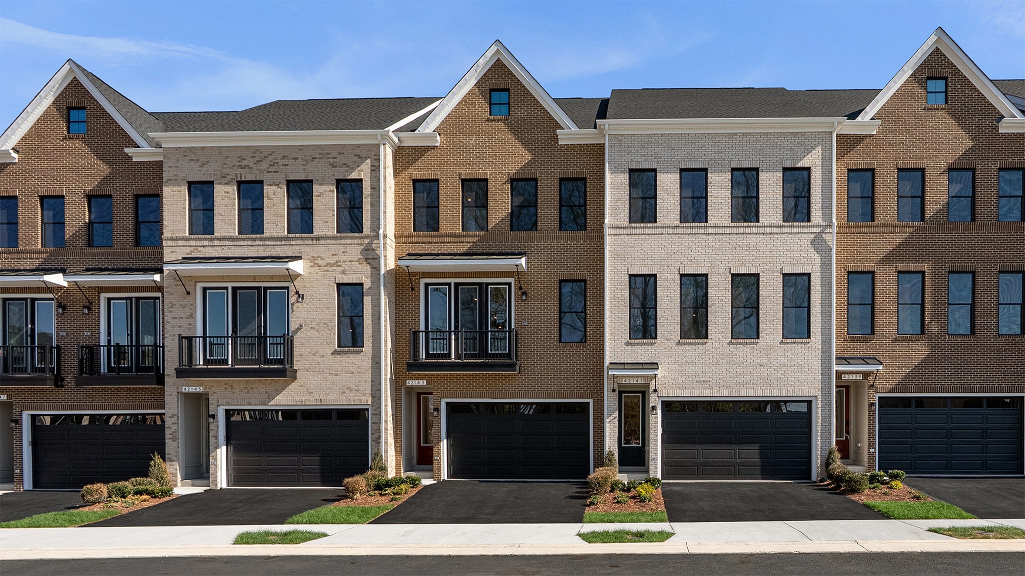 2_WestParkIII_Turner22-F2-RT_Homesite4527_Web