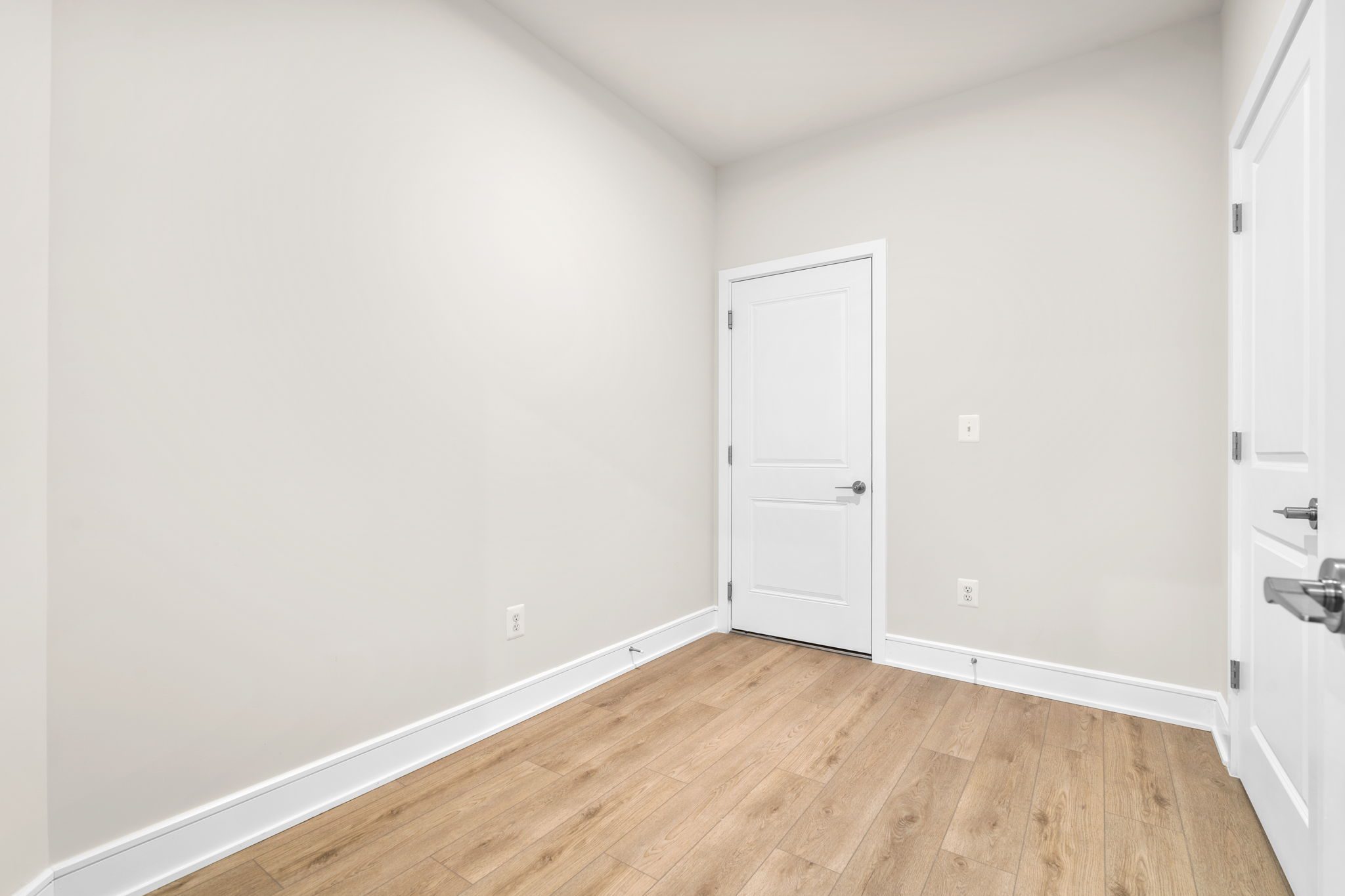 Cameron 24-R1-RT - Homesite 176, Townhome-style Condominium with Rooftop Terrace, Demott & Silver, Located in Broadlands, VA