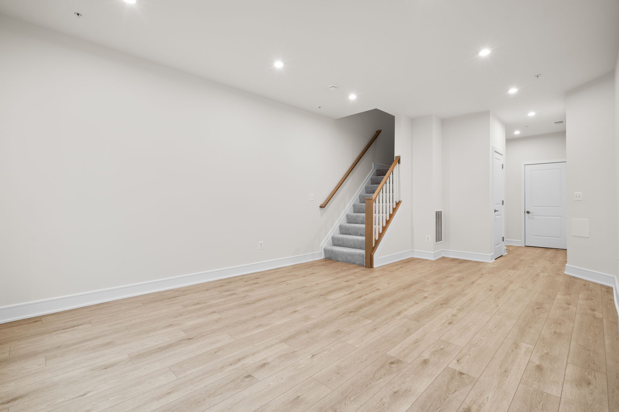 Collier 24-R1-RT - Homesite 183, Townhome-style Condominium, Demott & Silver, Located in Broadlands, VA