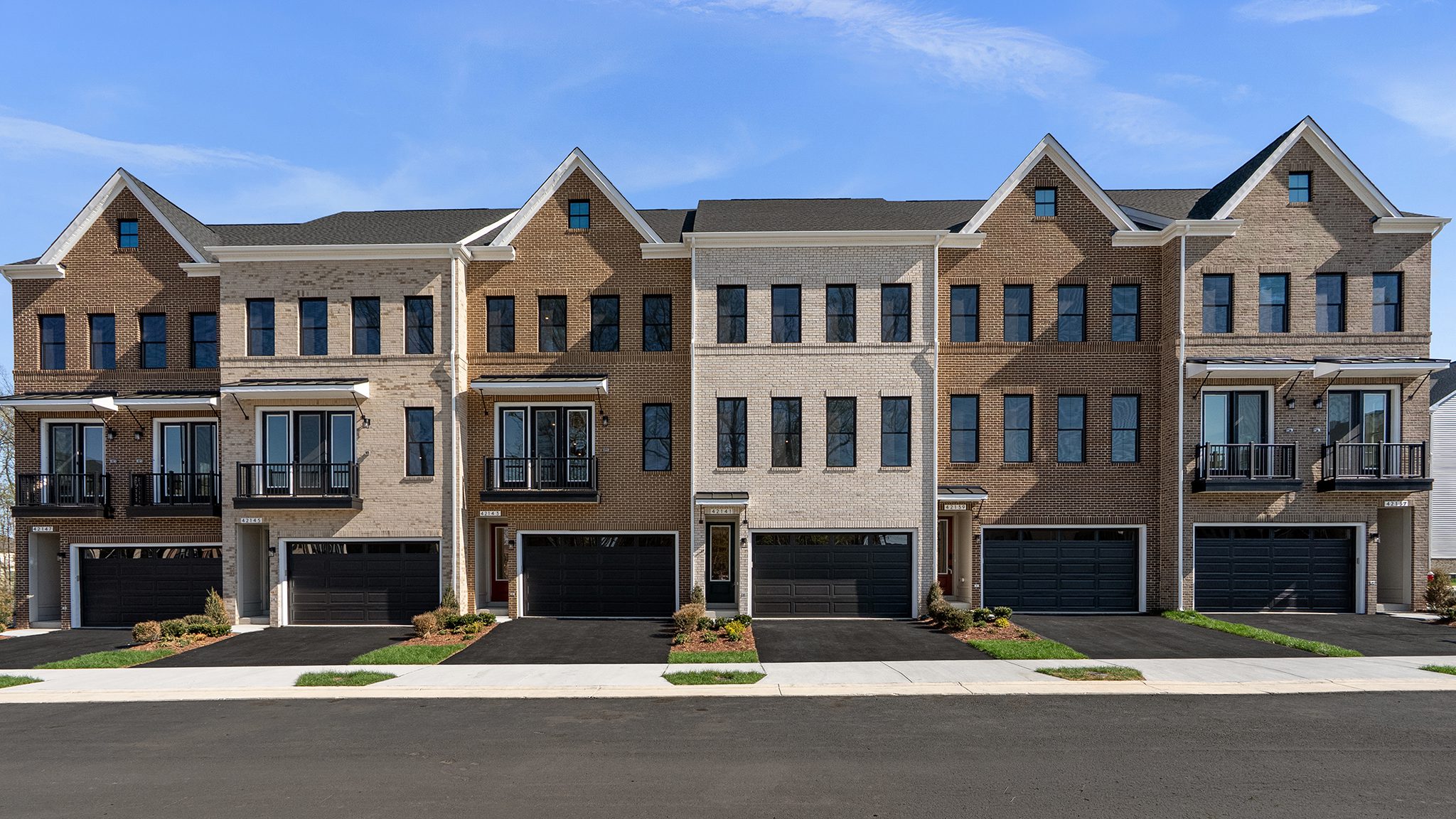 4_WestParkIII_Turner22-F2-RT_Homesite4526_Web