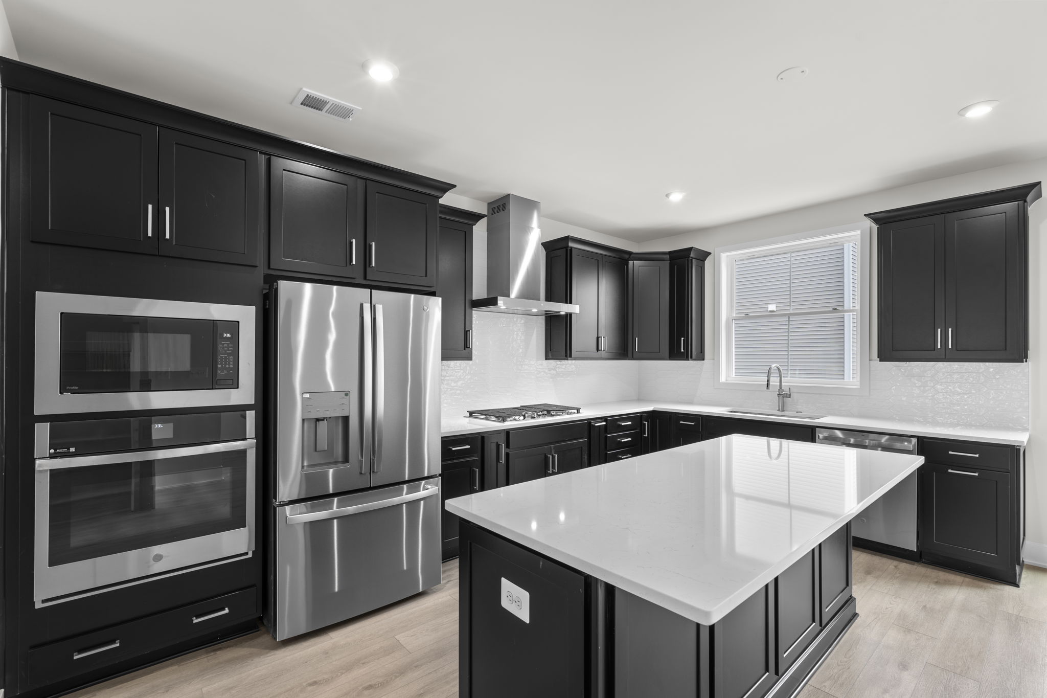 5_WestParkIII_Turner22-F2-RT_Homesite4527_Web