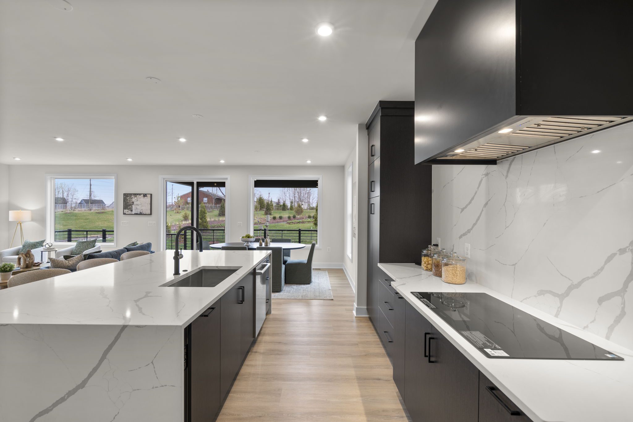 8_P2_Sasha31-F2_Homesite17_Web