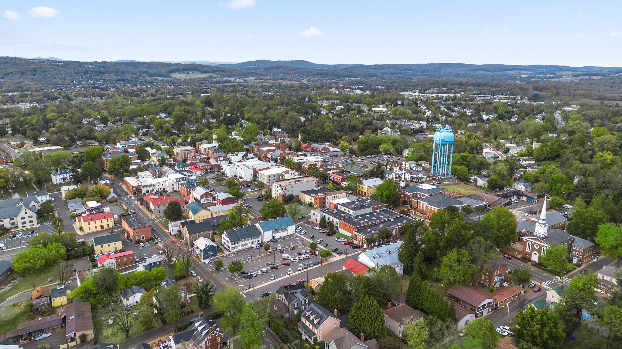 1_DowntownWarrenton_GreenTrees