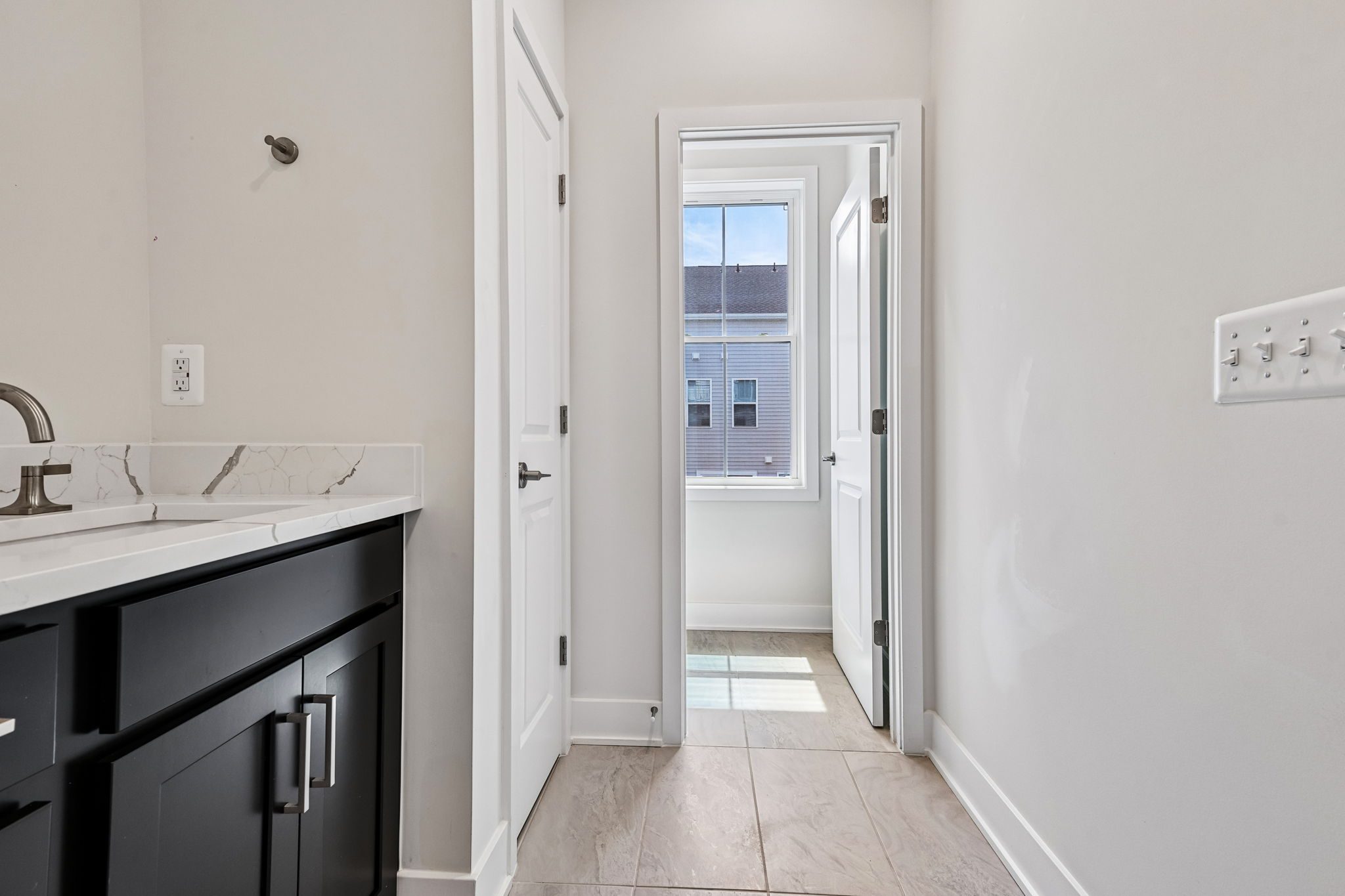 Turner 22-F2-RT - Homesite 4533, Townhome, West Park III, Located in Brambleton, VA