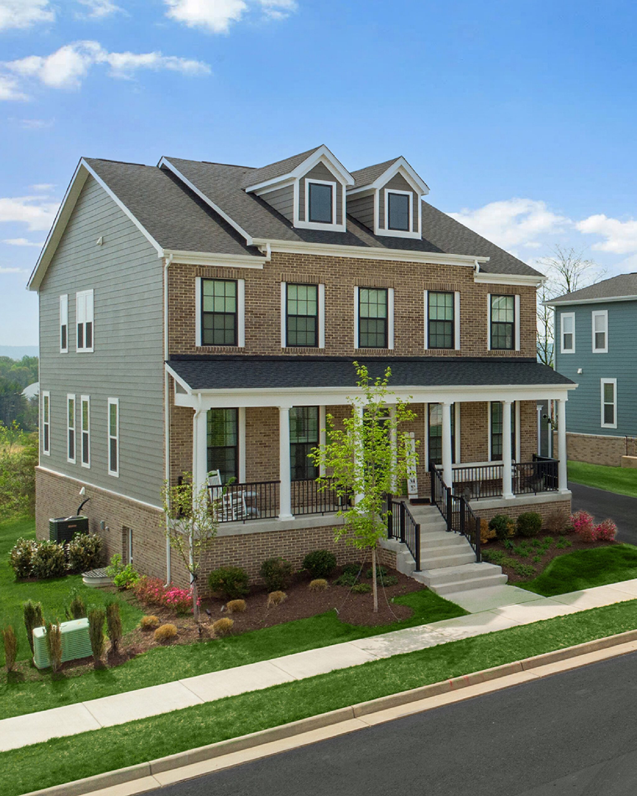 030726_Heritage_IG_01