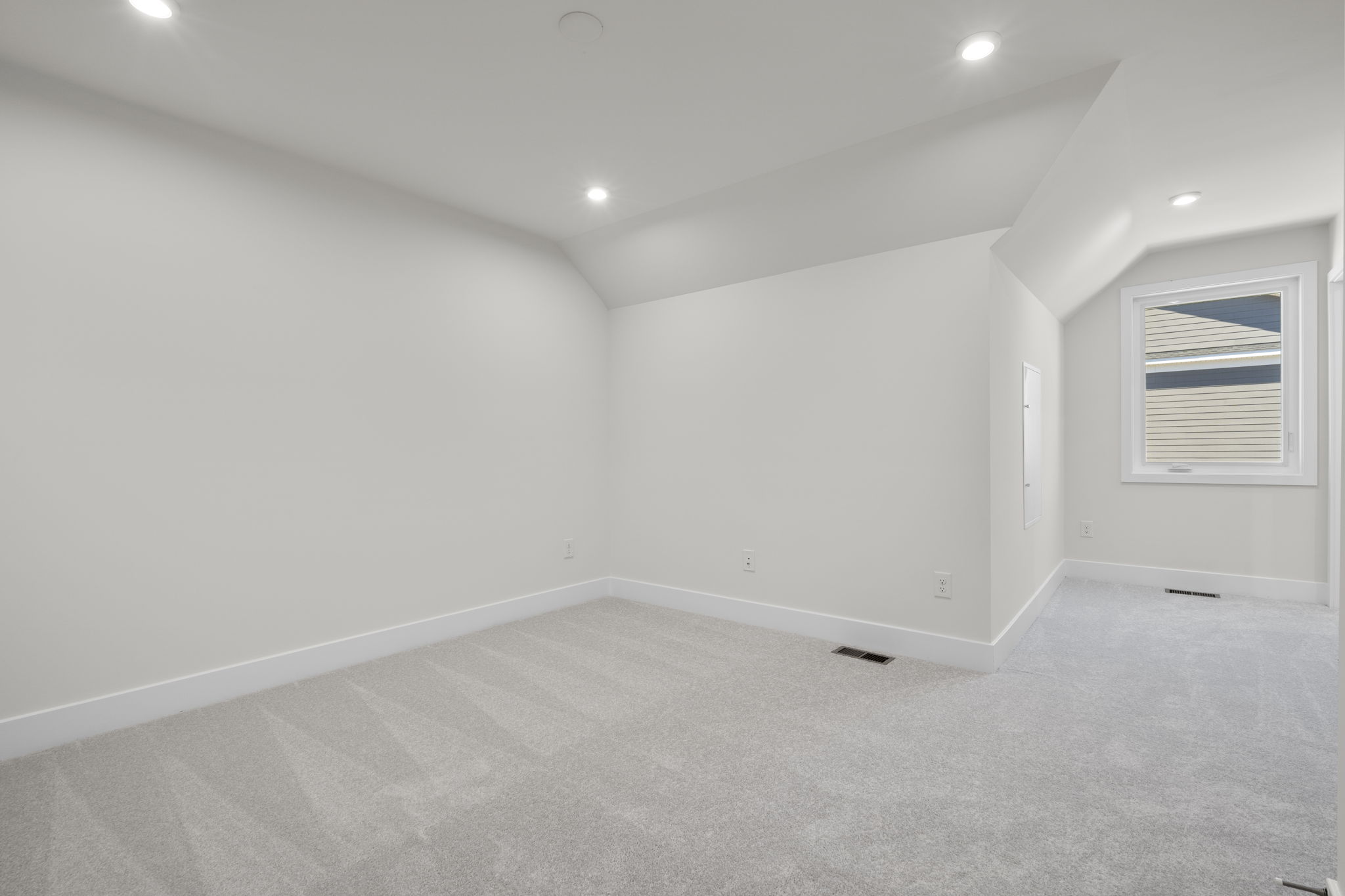 Taylor 28-R2 - Homesite 75, Townhome, Ashberry, Located in Manassas, VA