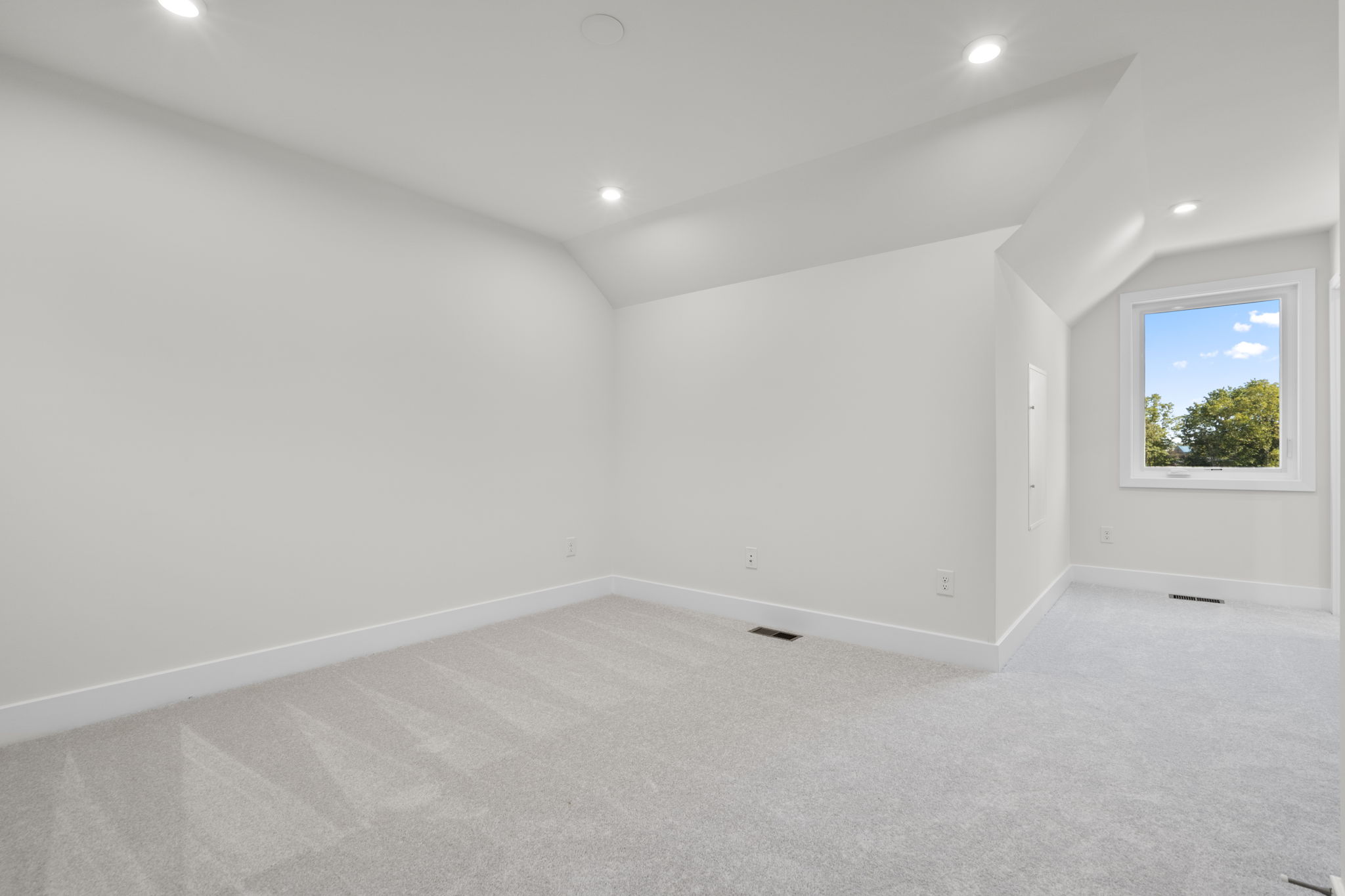Taylor 28-R2 - Homesite 73, Townhome, Ashberry, Located in Manassas, VA