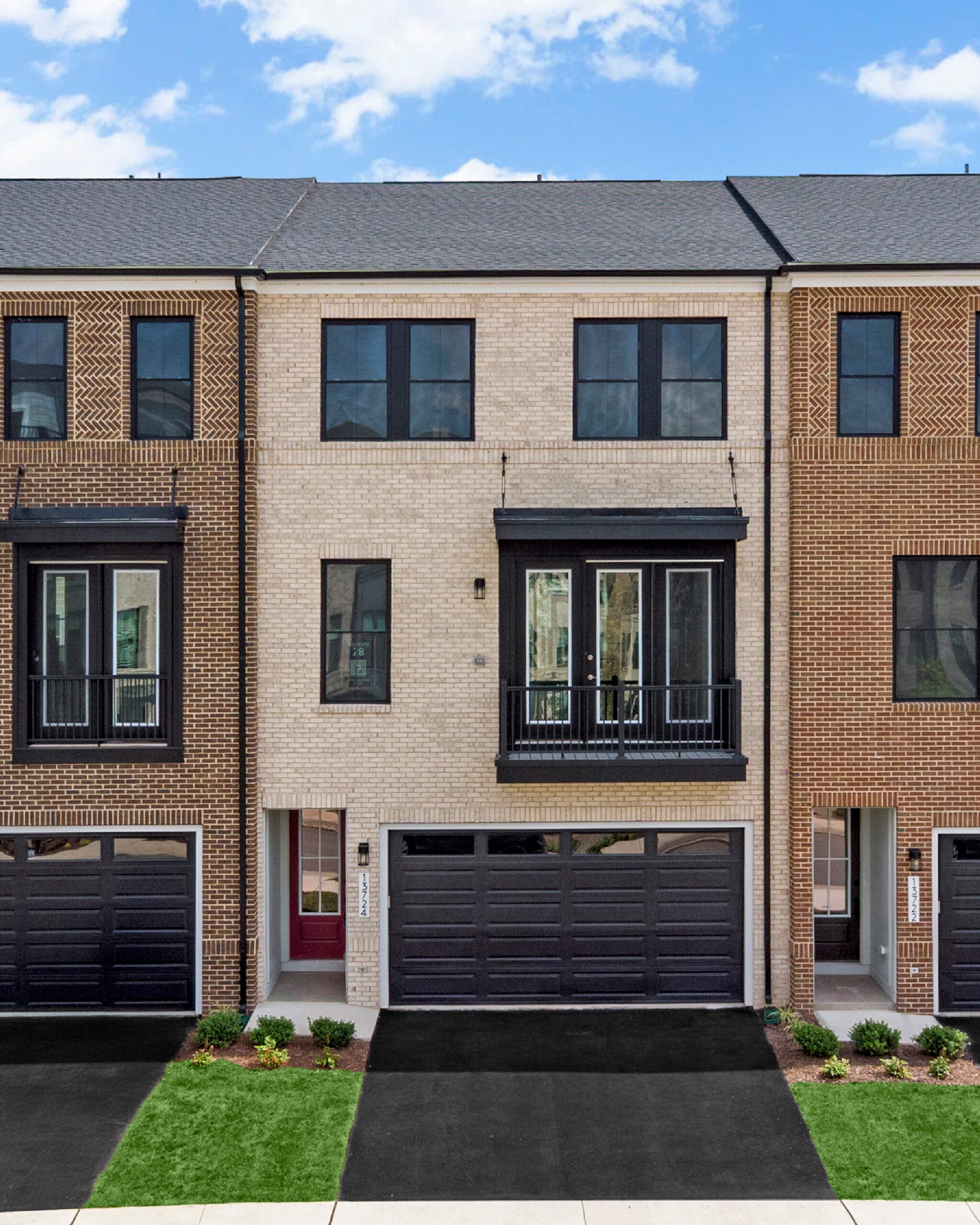 041026_ArpinaValley_IG_01