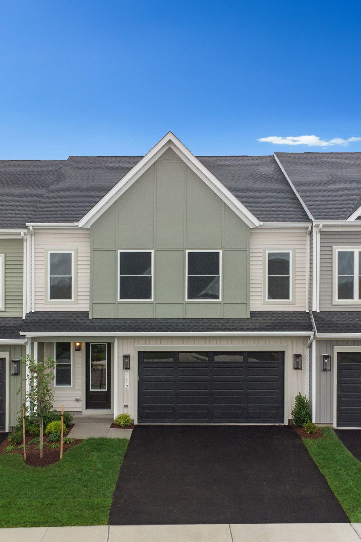 Hiatt Pointe